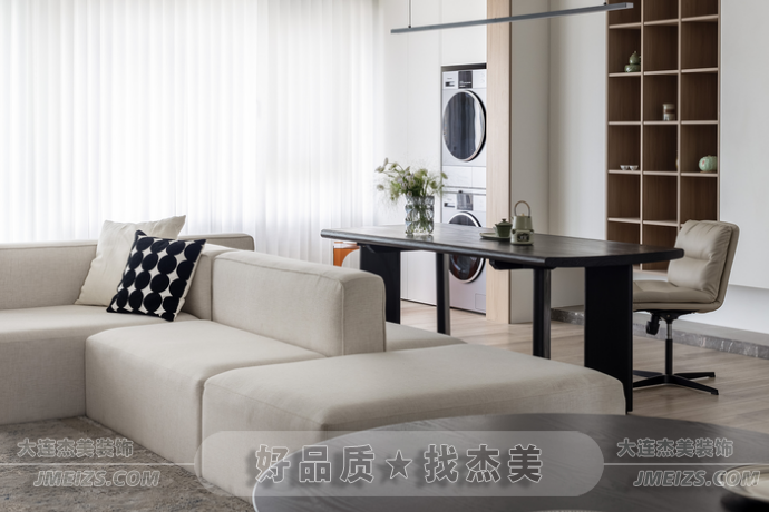 1689172670885680.png 大連裝修潮流趨勢(shì)之現(xiàn)代簡(jiǎn)約案例賞析典雅素凈溫潤空間5.png