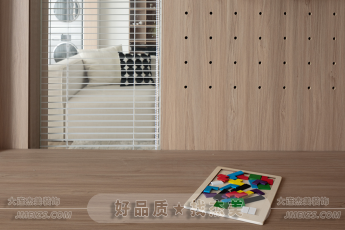 1689347313738554.png 大連裝修潮流趨勢之現(xiàn)代簡約案例賞析典雅素凈溫潤空間17.png